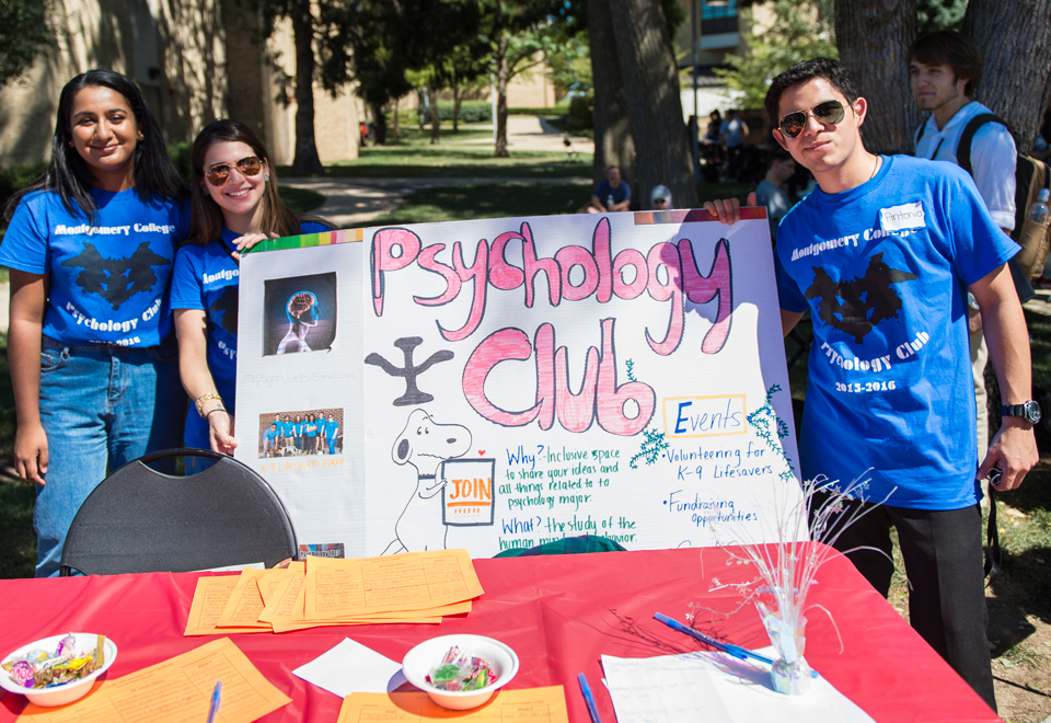 Psychology Club students on the Rockville Campus