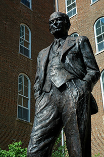 富布赖特雕像-阿肯色大学